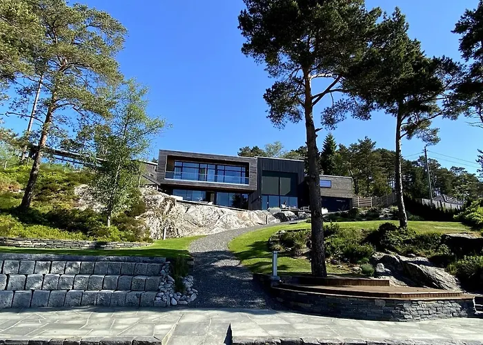 Villa Vy - A Gem With Private Beach In Bergen