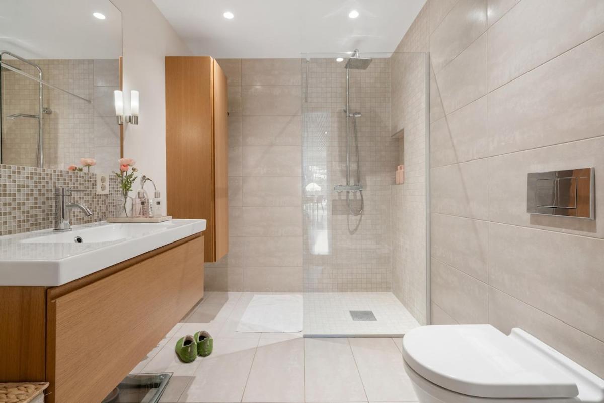 Vy - A Gem With Private In Villaer *