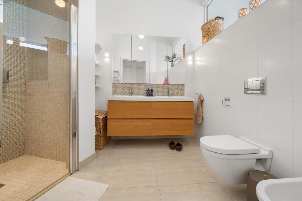 Vy - A Gem With Private In Villaer